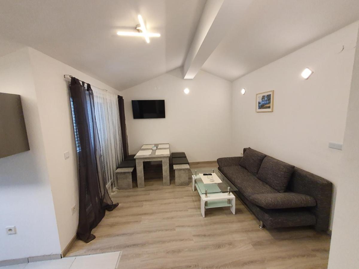 Apartments Villa M&M 2 Bibinje Esterno foto